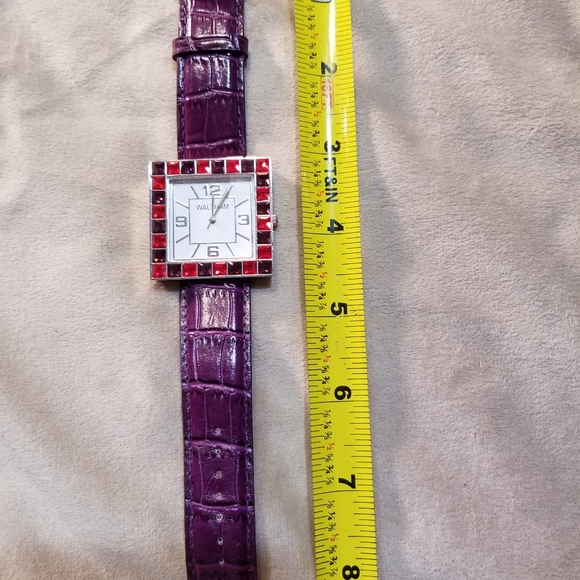 Waltham quartz Battery watch - Picture 2 of 8